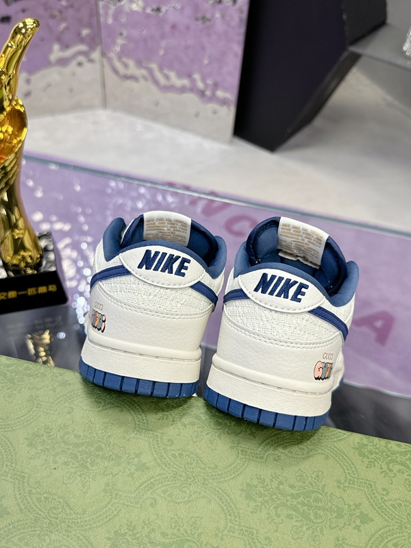 ナイキ靴角部分ディテール